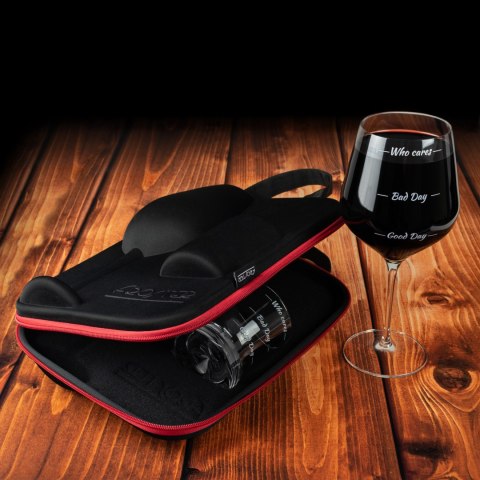 ETUI Z KIELISZKIEM I SZKLANKĄ PREZENT MŁODEJ PARY