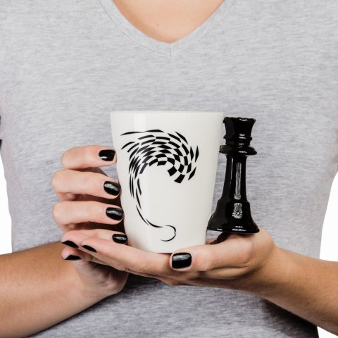 KUBEK SZACHISTY KRÓLOWA PREZENT UCZNIA MATURZYSTY