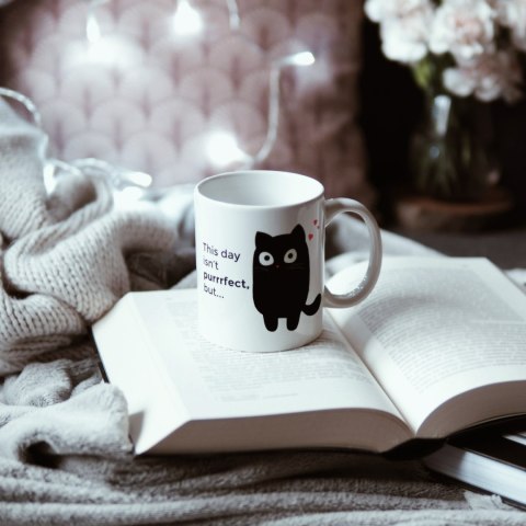 ZASKAKUJĄCY KUBEK KOTEK CZARNY KOT TERMOAKTYWNY