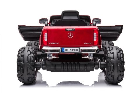 AUTO NA AKUMULATOR MERCEDES DK-MT950 4X4 CZERWONY LAKIEROWANY