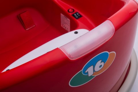 POJAZD NA AKUMULATOR XMX621 CZERWONY