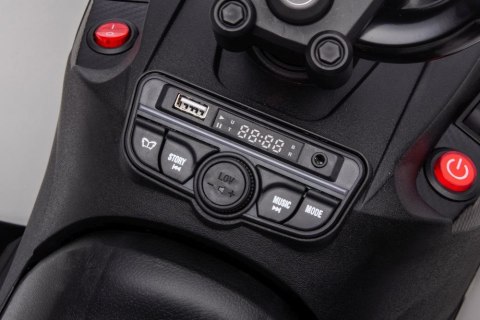 QUAD NA AKUMULATOR CAN-AM RENEGATE BIAŁY