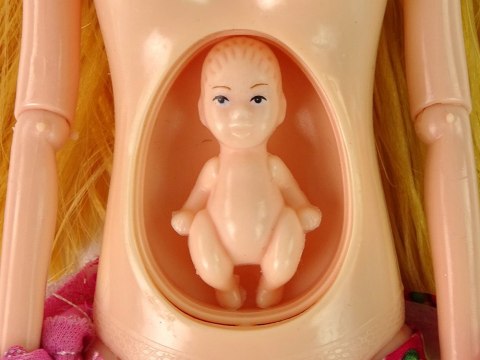 LALKA DLA DZIECI W CIĄŻY RÓŻOWA SUKIENKA KWIATY