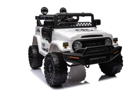 AUTO NA AKUMULATOR TOYOTA FJ BIAŁA 4X4