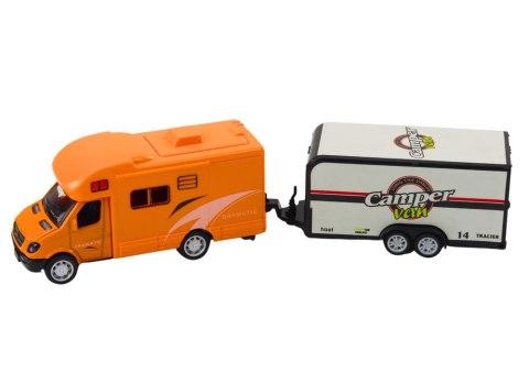 AUTKO TERENOWE Z ŁODZIĄ LUB KAMPEREM NAPĘD METALOWE