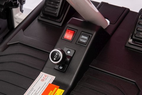 AUTO NA AKUMULATOR BUGGY A8812 RÓŻOWE 24V