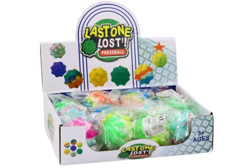 PIŁECZKA SENSORYCZNA Z WYPUSTKAMI ŚWIECĄCA KOLOROWA 6CM