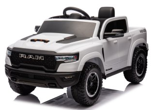 AUTO NA AKUMULATOR ZB618 DODGE RAM BIAŁY