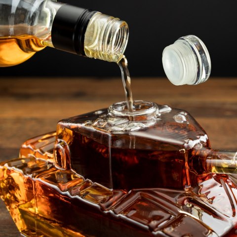 KARAFKA CZOŁG DLA TATY - TATA JEDNOSTKA DO ZADAŃ SPECJALNYCH