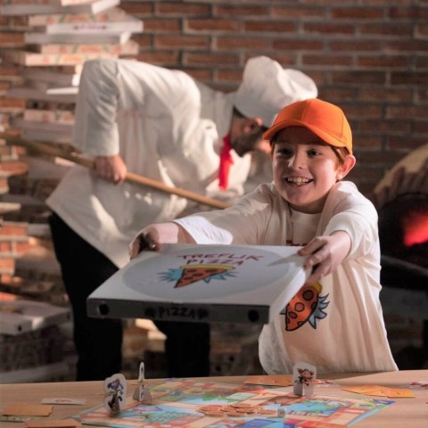 GRA PLANSZOWA CZTERY SERY RODZINA TREFLIKÓW TREFL 02282