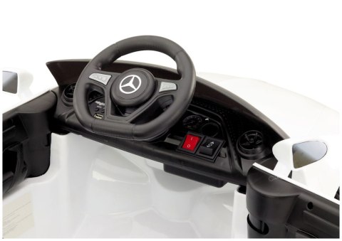 POJAZD NA AKUMULATOR MERCEDES KL-1666-1 BIAŁY