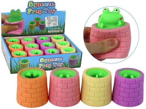 ZABAWKA ANTYSTRESOWA ZIELONA ŻABKA WYSKAKUJĄCA Z BECZKI