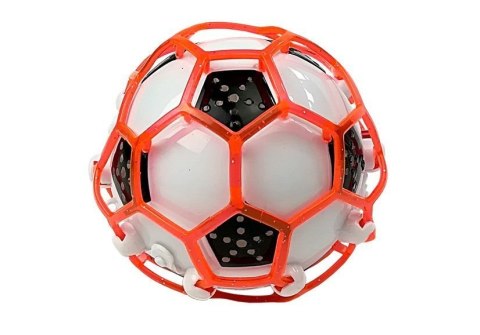 SKACZĄCA TAŃCZĄCA PIŁKA FOOTBALL GRA ŚWIECI