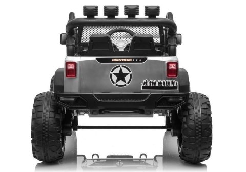 AUTO NA AKUMULATOR JEEP JC666 SREBRNY LAKIEROWANY