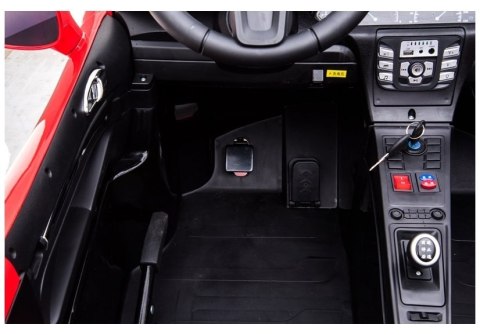 AUTO NA AKUMULATOR YSA021A CZERWONY LAKIEROWANY