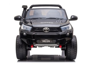 AUTO NA AKUMULATOR TOYOTA HILUX CZARNY