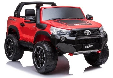 AUTO NA AKUMULATOR TOYOTA HILUX CZERWONY LAKIEROWANY