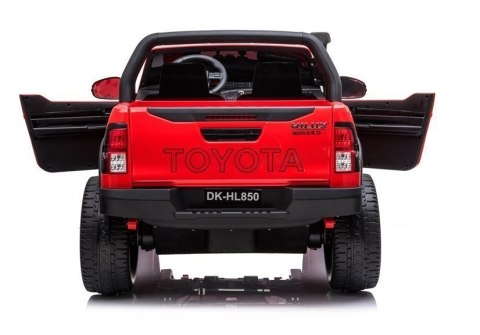 AUTO NA AKUMULATOR TOYOTA HILUX CZERWONY LAKIEROWANY